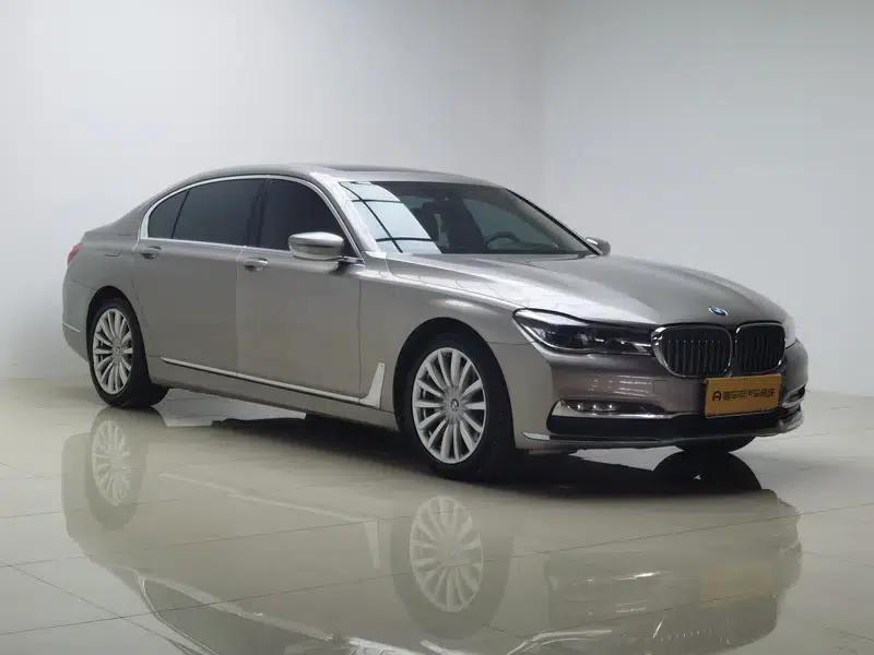 2017 BMW 7 Series 740Li Leading Edition — миниатюра 3