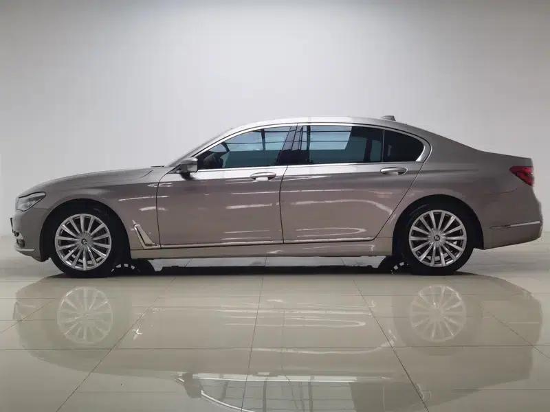 2017 BMW 7 Series 740Li Leading Edition — миниатюра 4