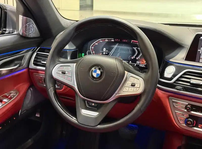 2019 BMW 7 Series 750Li xDrive V8 Luxury Package — миниатюра 12