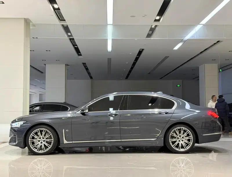 2019 BMW 7 Series 750Li xDrive V8 Luxury Package — миниатюра 4