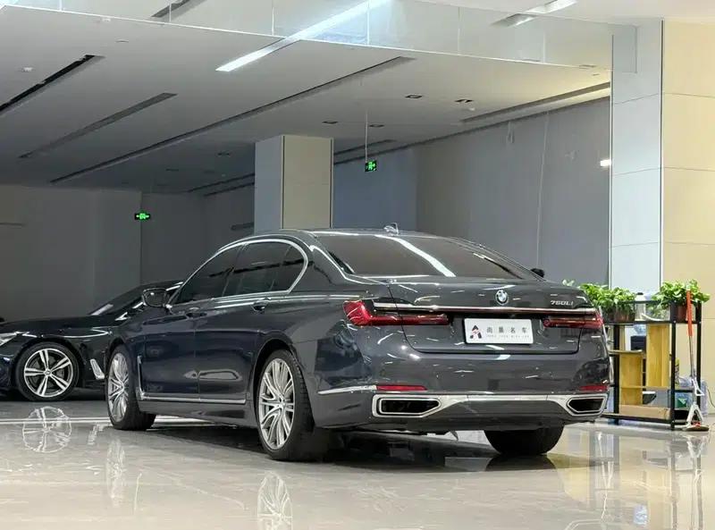 2019 BMW 7 Series 750Li xDrive V8 Luxury Package — миниатюра 5