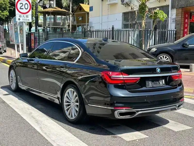 2016 BMW 7 Series 740Li Leading Edition — миниатюра 4