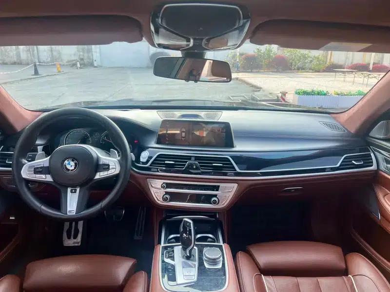 2018 BMW 7 Series 740Li xDrive Luxury M Sport Package — миниатюра 12
