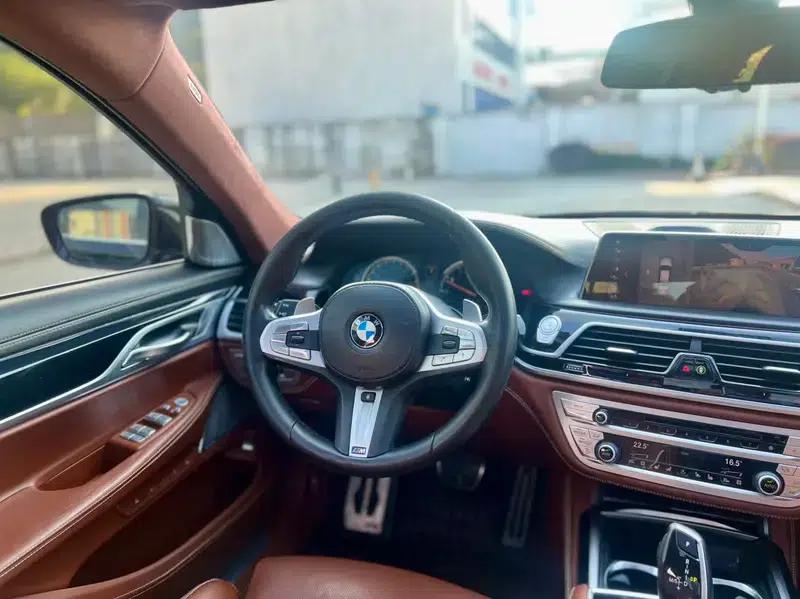 2018 BMW 7 Series 740Li xDrive Luxury M Sport Package — миниатюра 14