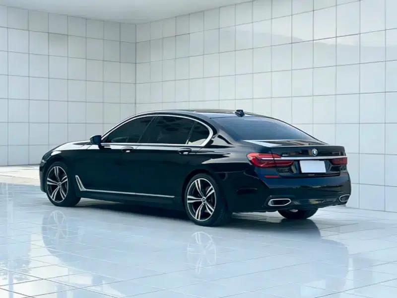 2018 BMW 7 Series 740Li xDrive Luxury M Sport Package — миниатюра 5