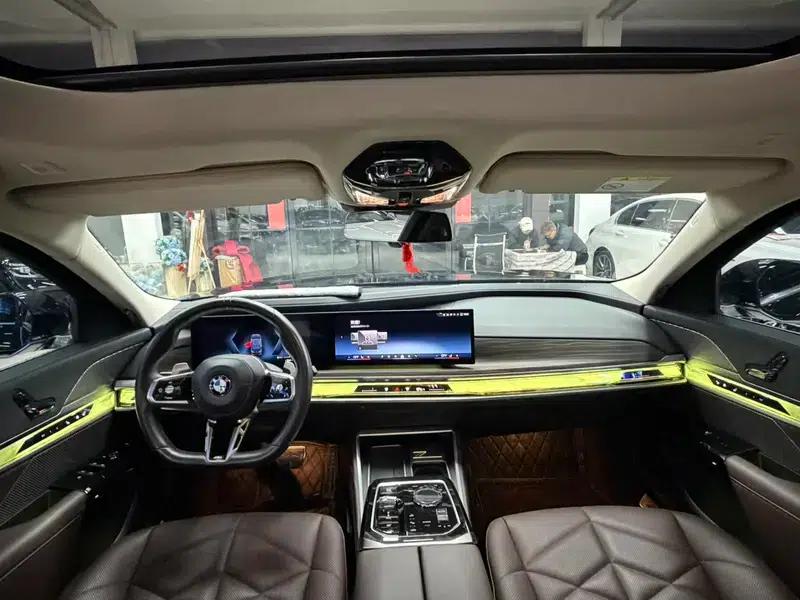 2023 BMW 7 Series 735Li Luxury Package — миниатюра 7