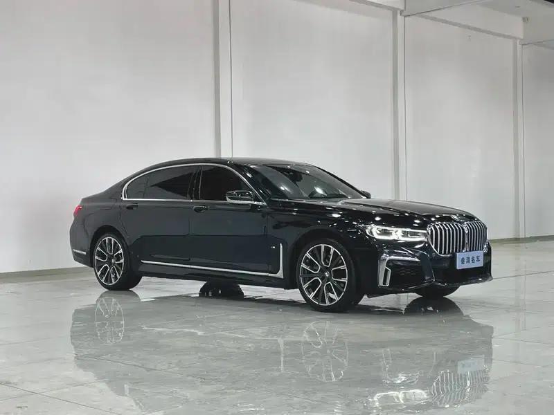 2019 BMW 7 Series 740Li Leading Edition M Sport Package — миниатюра 3