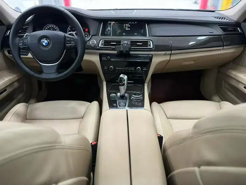 2013 BMW 7 Series 740Li Leading Edition — миниатюра 6