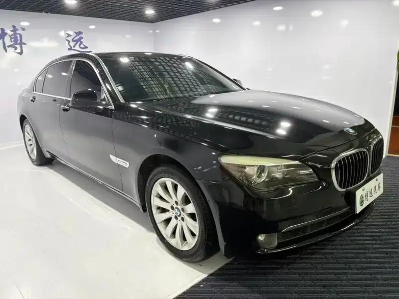 2011 BMW 7 Series 740Li Standard Edition — миниатюра 3