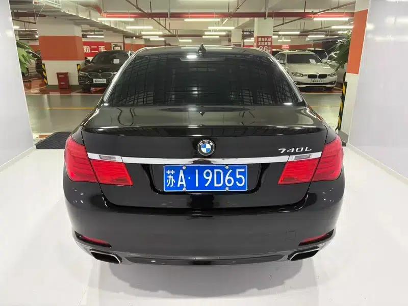 2011 BMW 7 Series 740Li Standard Edition — миниатюра 6