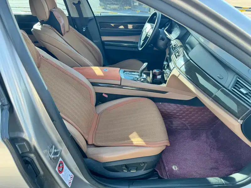 BMW 7 Series 2009 740Li Leading Edition — миниатюра 12