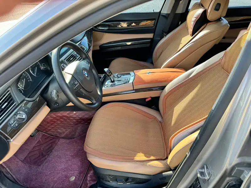 BMW 7 Series 2009 740Li Leading Edition — миниатюра 21