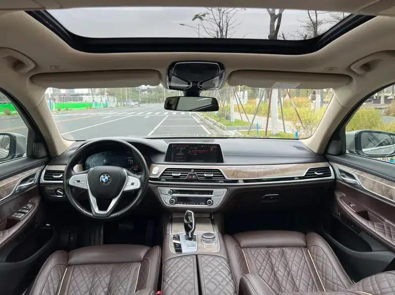 2019 BMW 7 Series 740Li Luxury Package — миниатюра 11