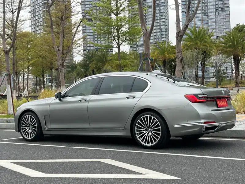 2019 BMW 7 Series 740Li Luxury Package — миниатюра 3