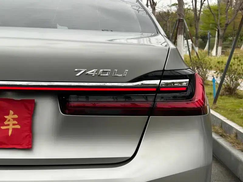 2019 BMW 7 Series 740Li Luxury Package — миниатюра 5