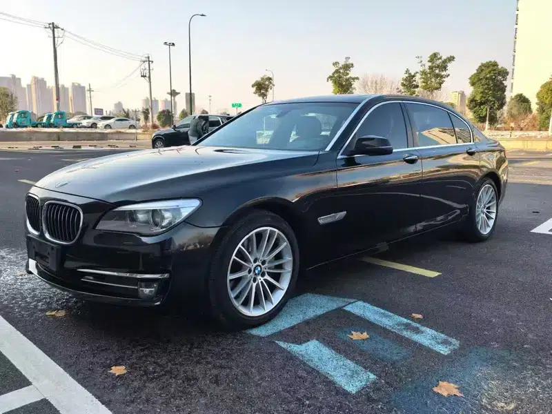 BMW 7 Series 2014 730Li Luxury Edition — миниатюра 1
