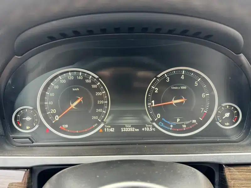 BMW 7 Series 2014 730Li Luxury Edition — миниатюра 13