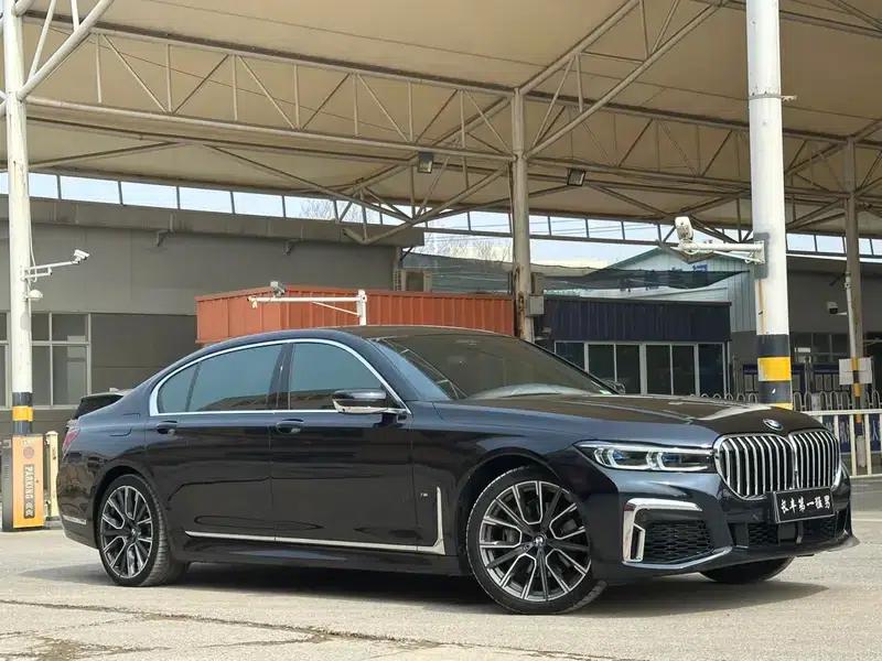 2022 BMW 7 Series 740Li xDrive Executive M Sport Package — миниатюра 3