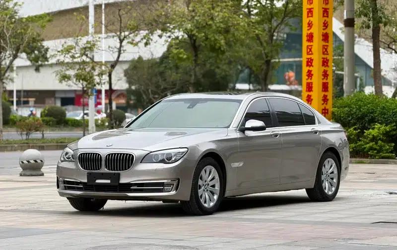 2013 BMW 7 Series 740Li Leading Edition — миниатюра 1