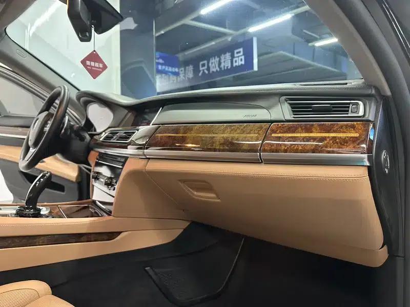 2013 BMW 7 Series 760Li — миниатюра 10