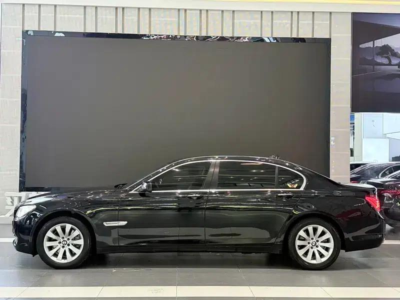 BMW 7 Series 2009 740Li Leading Edition — миниатюра 3