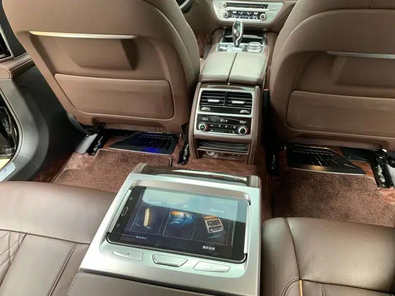 2021 BMW 7 Series 730Li Luxury Package — миниатюра 15