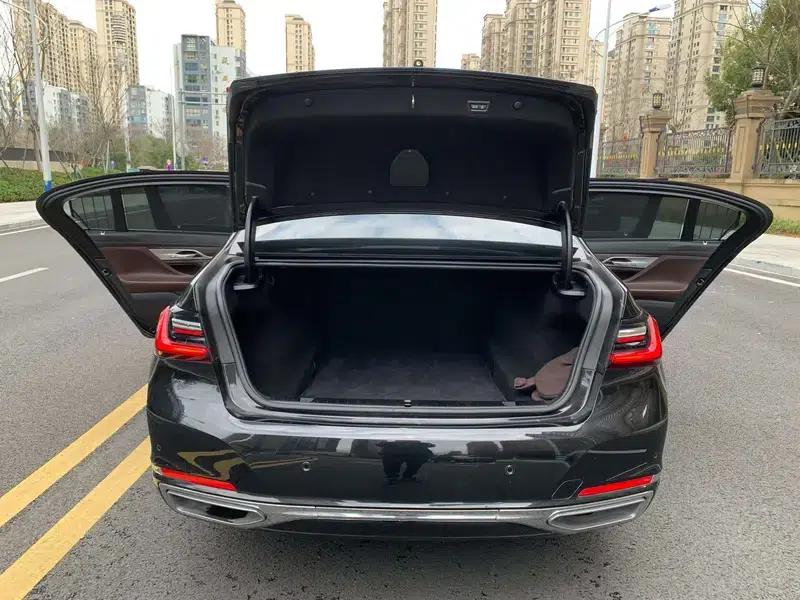 2021 BMW 7 Series 730Li Luxury Package — миниатюра 16