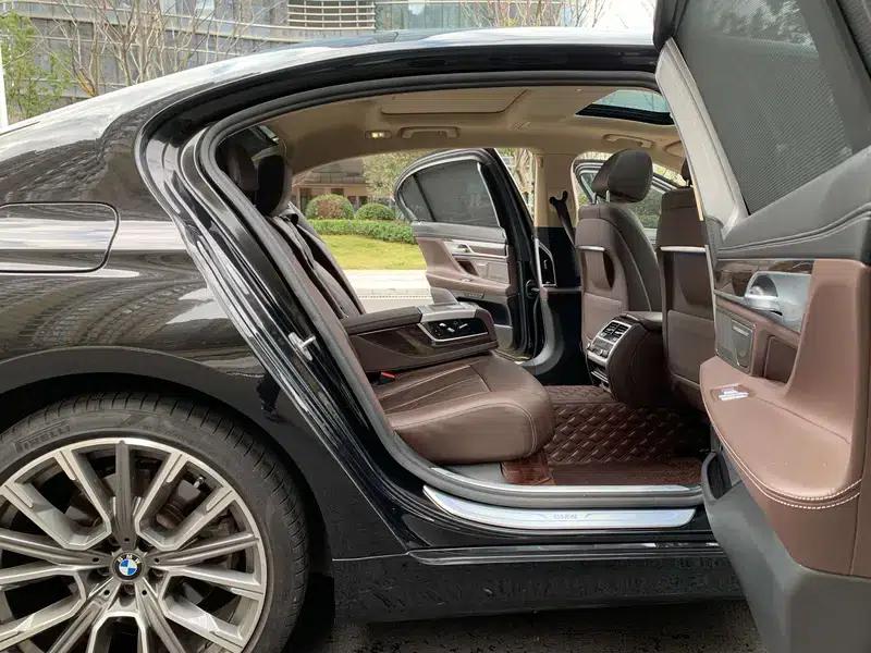 2021 BMW 7 Series 730Li Luxury Package — миниатюра 22