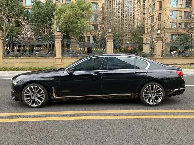 2021 BMW 7 Series 730Li Luxury Package — миниатюра 4