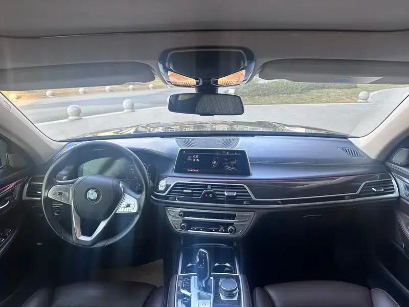 2019 BMW 7 Series 730Li Luxury Package — миниатюра 21