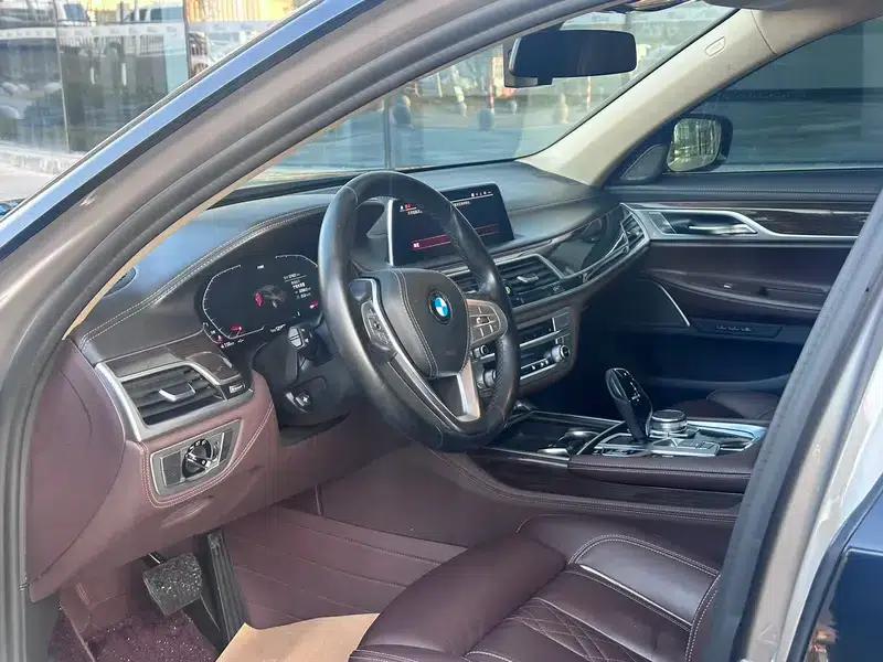 2019 BMW 7 Series 730Li Luxury Package — миниатюра 24
