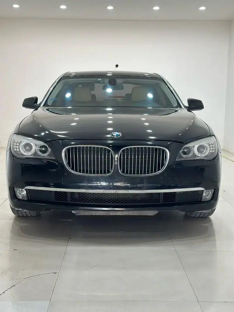 2011 BMW 7 Series 730Li Elegant Edition — миниатюра 2