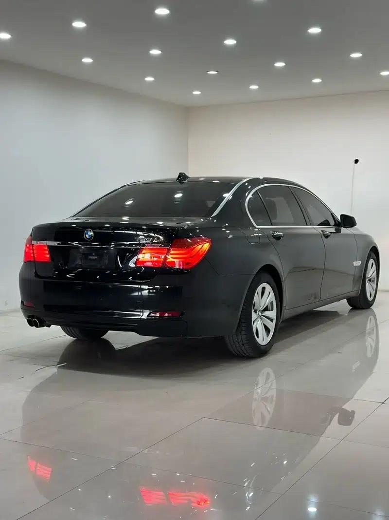 2011 BMW 7 Series 730Li Elegant Edition — миниатюра 6