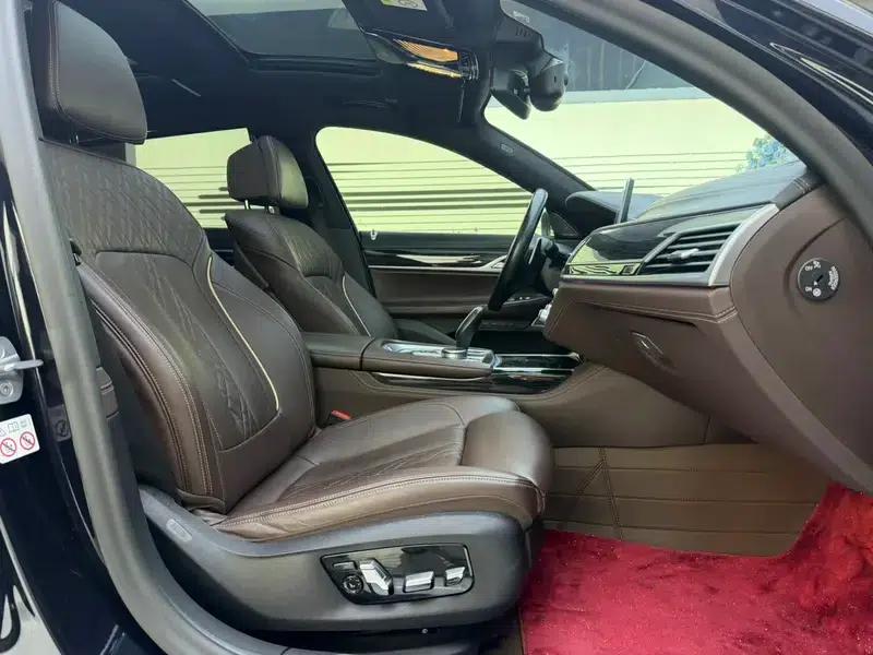 2021 BMW 7 Series 730Li M Sport Package — миниатюра 12