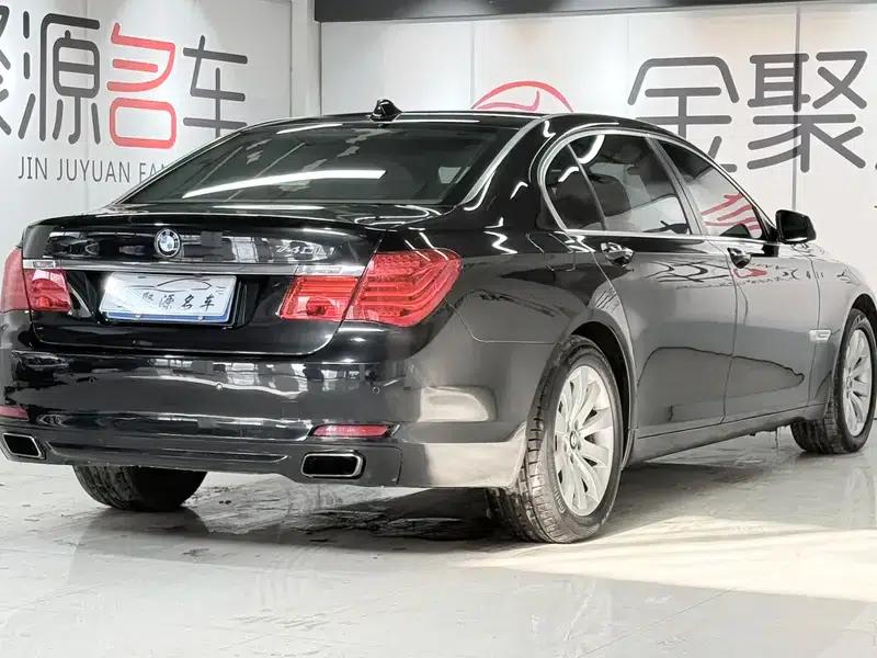 2011 BMW 7 Series 740Li Standard Edition — миниатюра 6