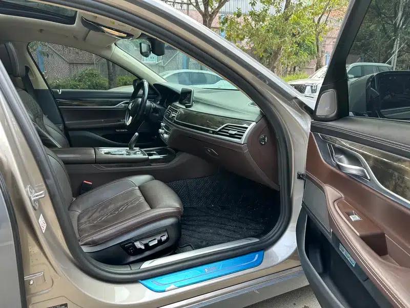 2018 BMW 7 Series 730Li Luxury Package — миниатюра 7