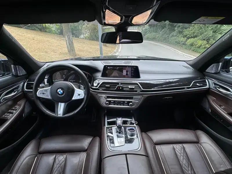 2021 BMW 7 Series 730Li M Sport Package — миниатюра 7