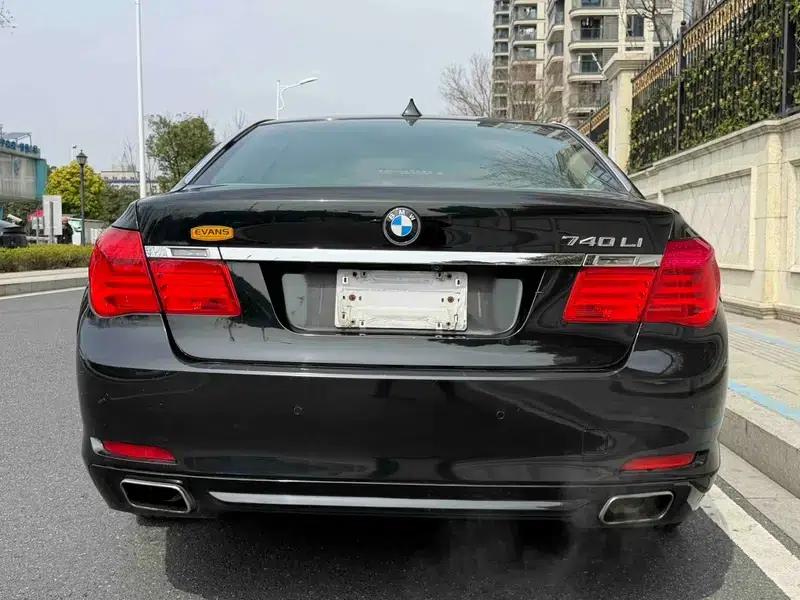 BMW 7 Series 2009 740Li Luxury — миниатюра 4