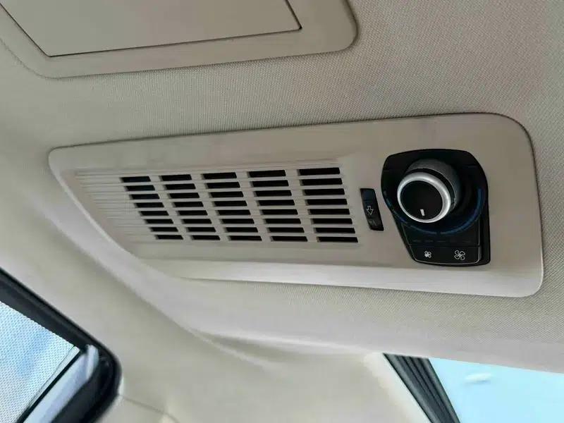 BMW 7 Series 2009 740Li Luxury — миниатюра 6