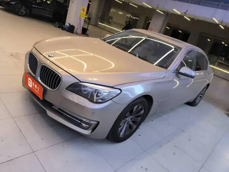 2013 BMW 7 Series 740Li Leading Edition — миниатюра 1