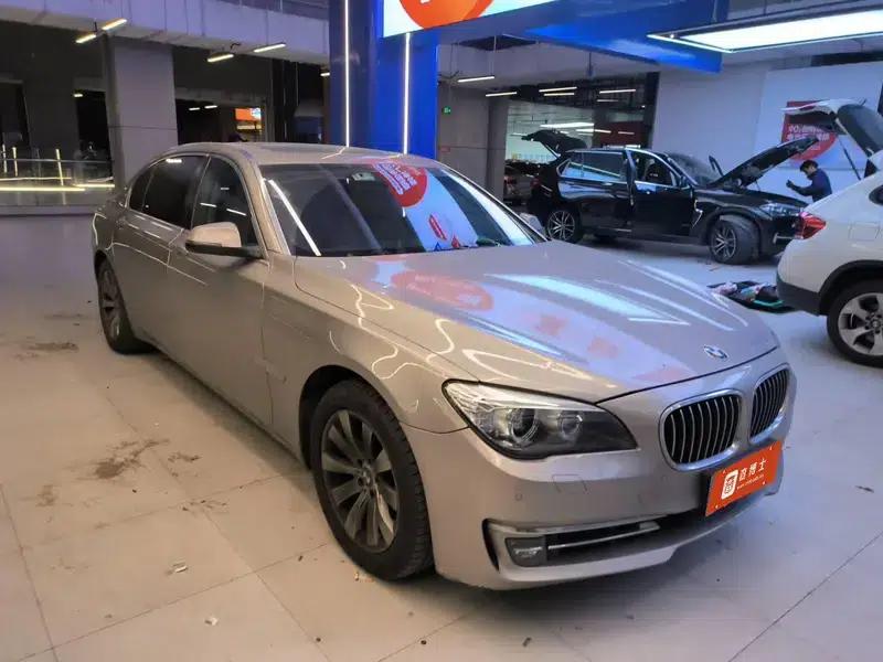2013 BMW 7 Series 740Li Leading Edition — миниатюра 2