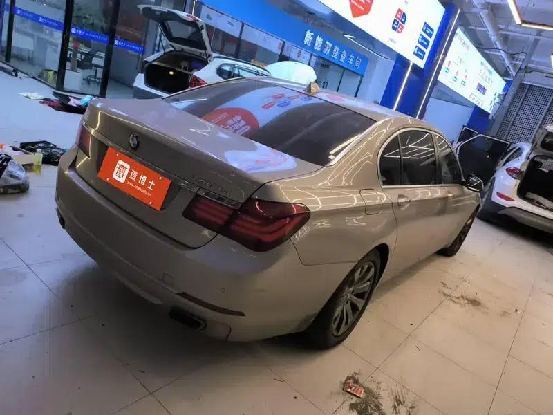 2013 BMW 7 Series 740Li Leading Edition — миниатюра 4