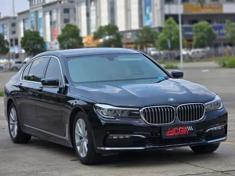 2016 BMW 7 Series 730Li Leading Edition — миниатюра 3
