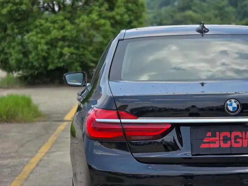 2016 BMW 7 Series 730Li Leading Edition — миниатюра 7