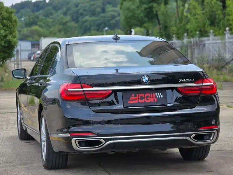 2016 BMW 7 Series 730Li Leading Edition — миниатюра 9