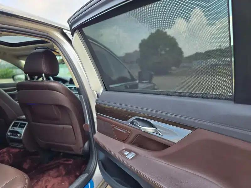 2016 BMW 7 Series 730Li Leading Edition — миниатюра 10