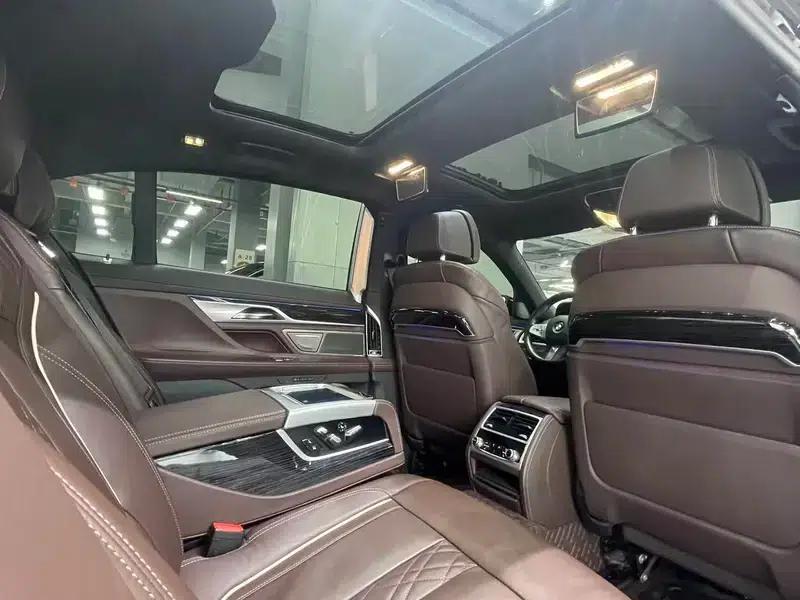 2021 BMW 7 Series 730Li Luxury Package — миниатюра 18