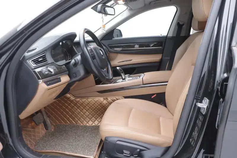 BMW 7 Series 2014 730Li Luxury Edition — миниатюра 12