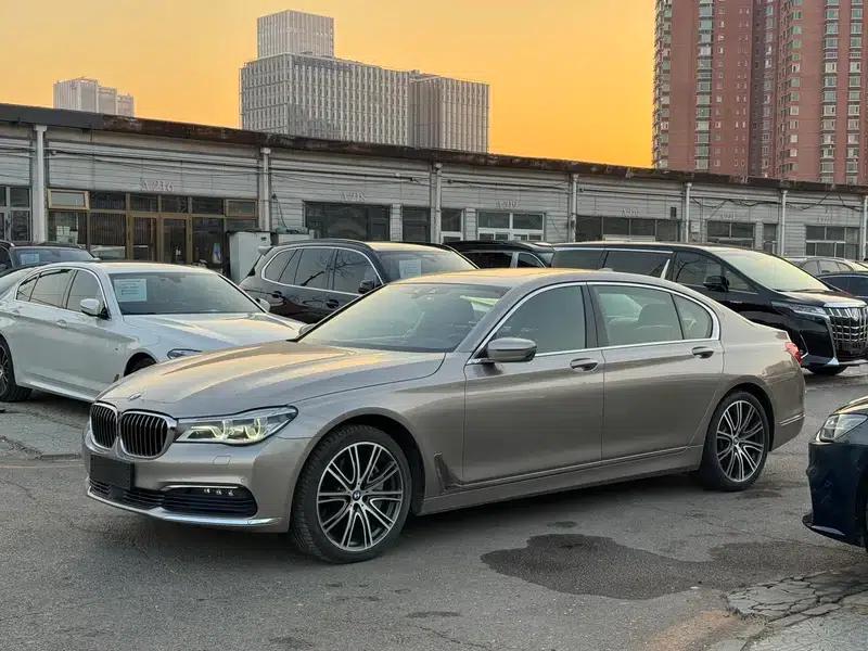 2016 BMW 7 Series 750Li xDrive 4-seater — миниатюра 1