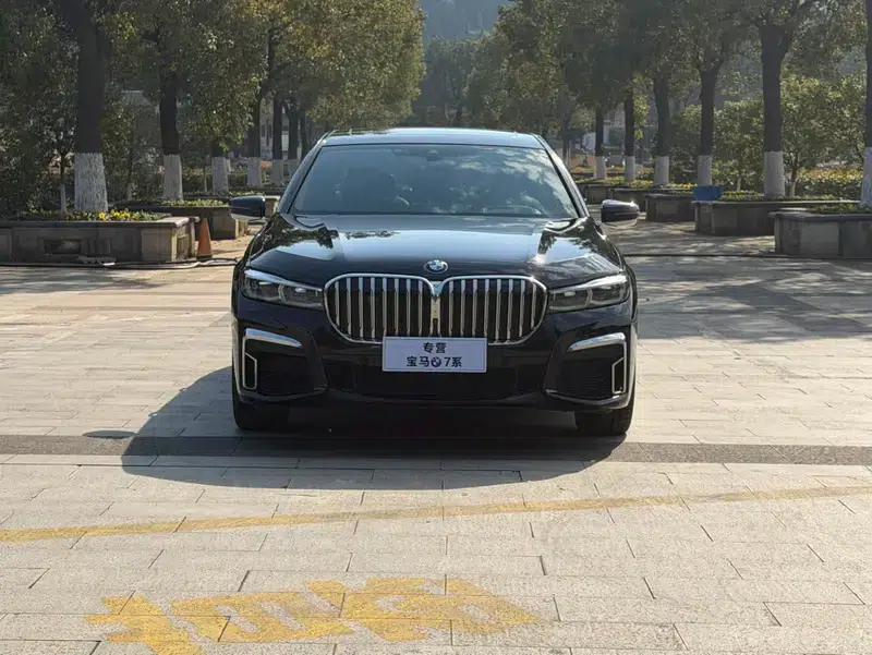 2019 BMW 7 Series 740Li Luxury M Sport Package — миниатюра 2